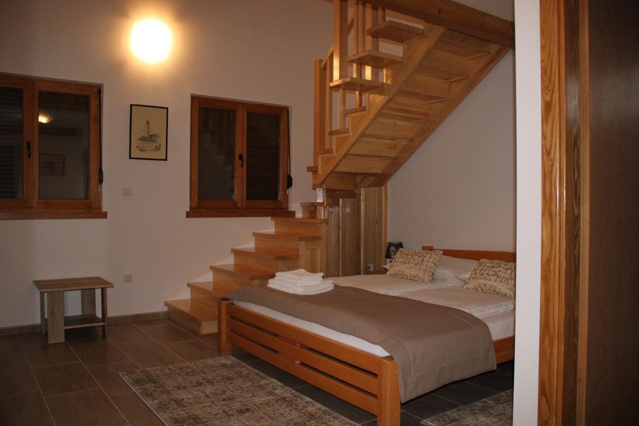 Sherwood Resort Bihac Bagian luar foto