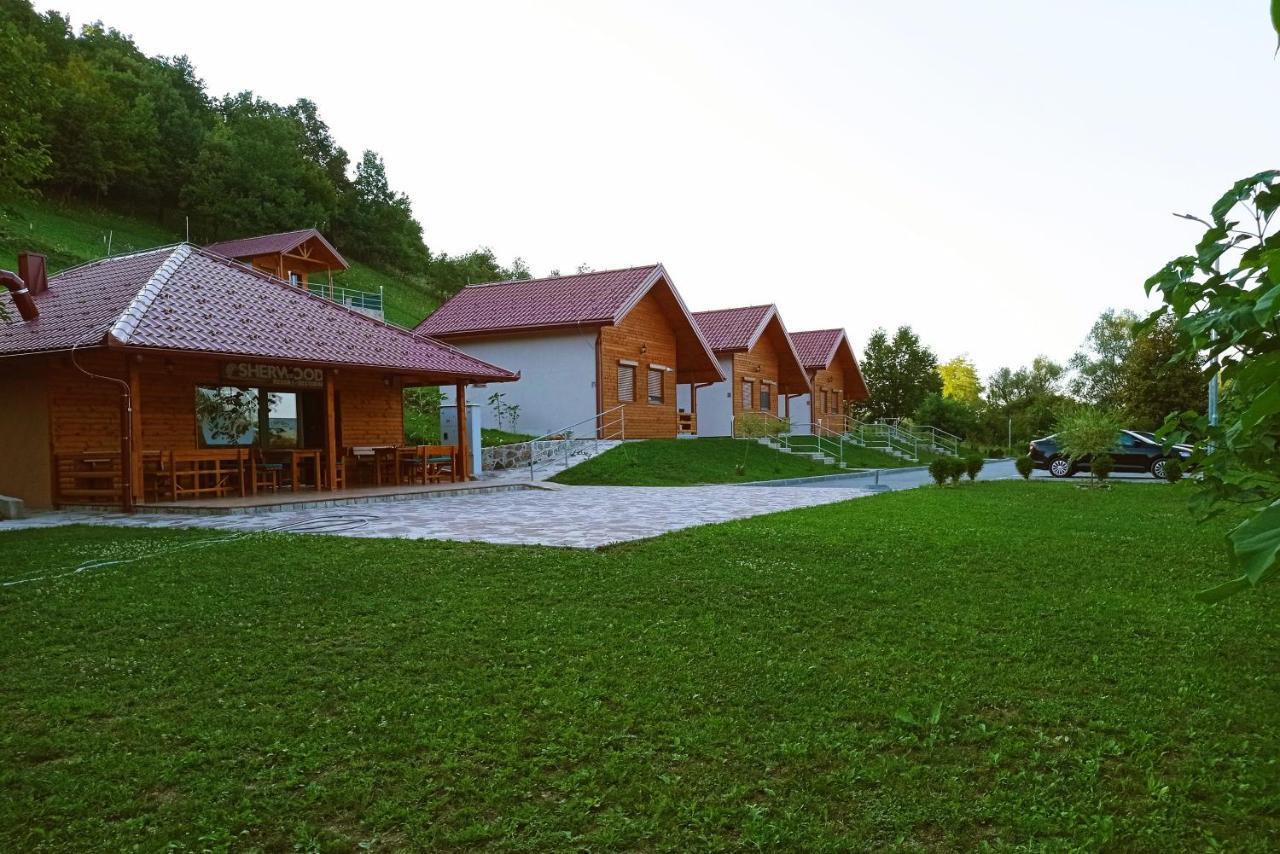 Sherwood Resort Bihac Bagian luar foto